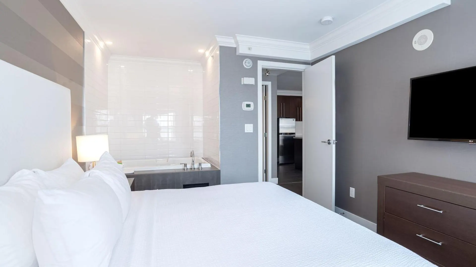 Sandman Hotel Edmonton West