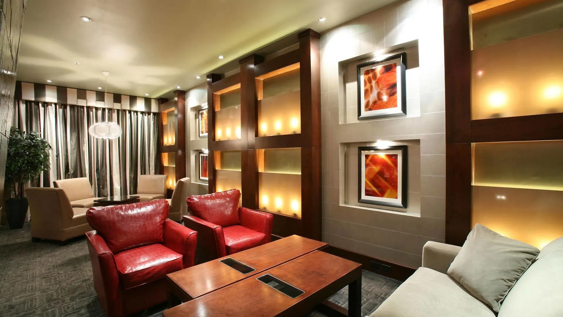 ***  Sandman Hotel Edmonton West Canada