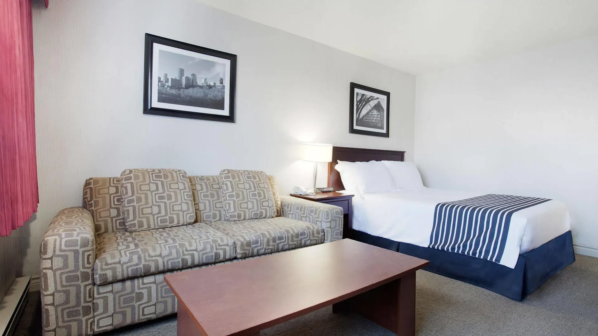 Sandman Hotel Edmonton West 3*,  Canada
