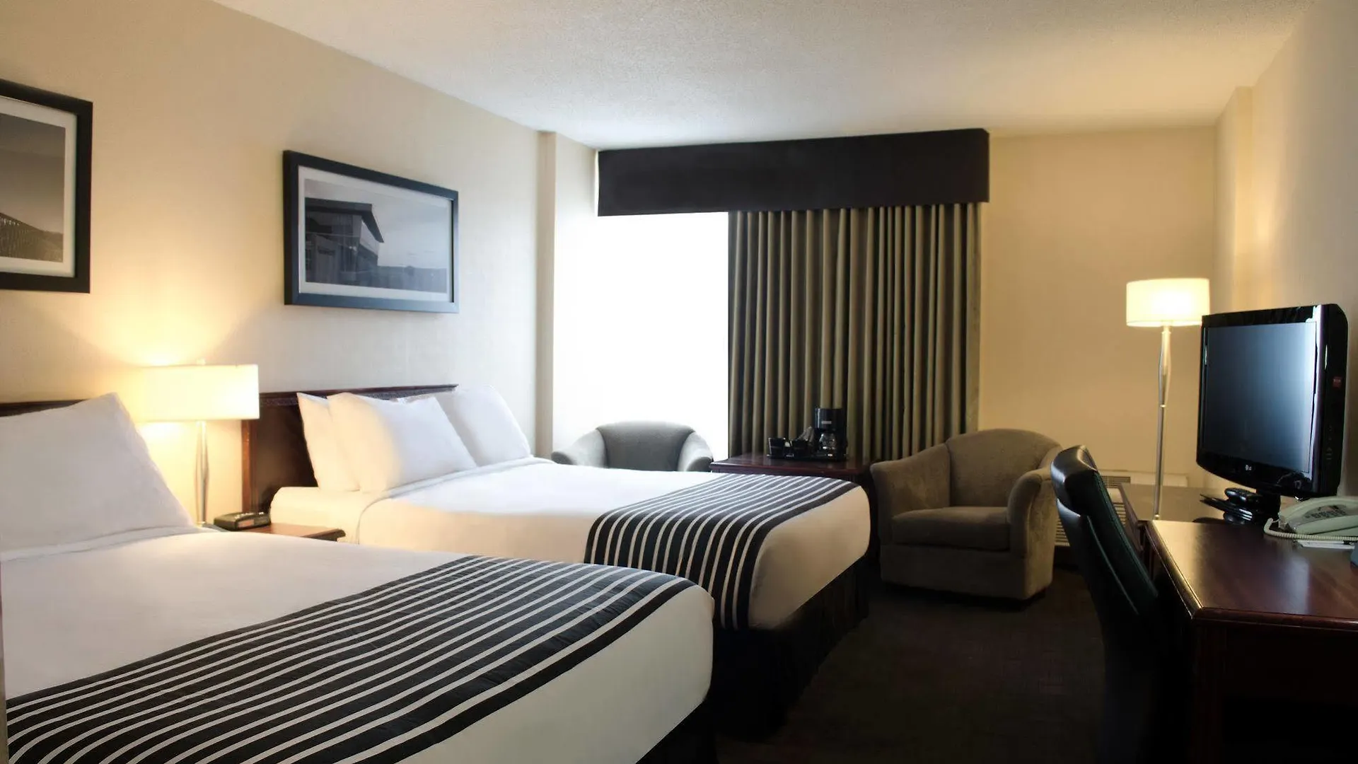 Sandman Hotel Edmonton West