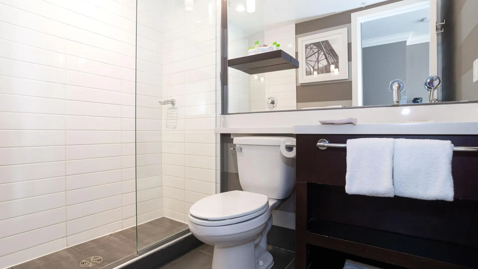 Sandman Hotel Edmonton West 3*,